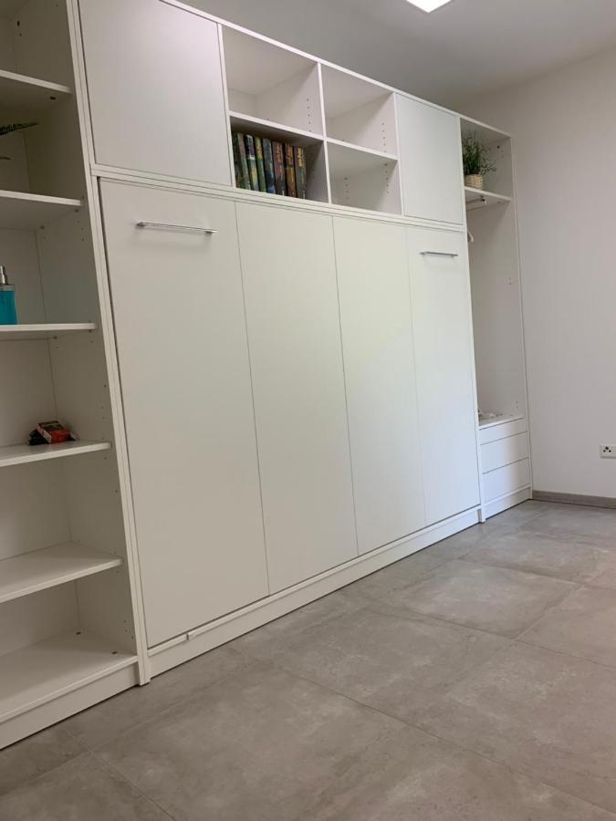 Firmen & Ferienwohnung Brecht 2 Waibstadt Esterno foto