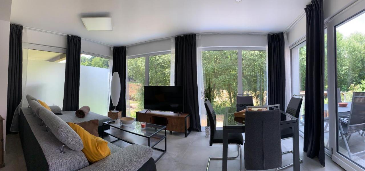 Firmen & Ferienwohnung Brecht 2 Waibstadt Esterno foto